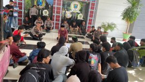 Gelombang Penolakan Revisi UU Pilkada, Aliansi Semarak Polman Geruduk Kantor DPRD