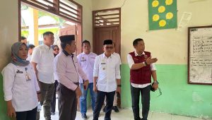 Bupati Polman Tinjau Kelas Sementara Sekolah Rakyat di SMK Rea Timur