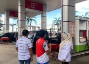 Imbau Warga Tak Panic Buying, Kadis Perindagkop Polman Turun Awasi Distribusi BBM Sampai ke Pengecer