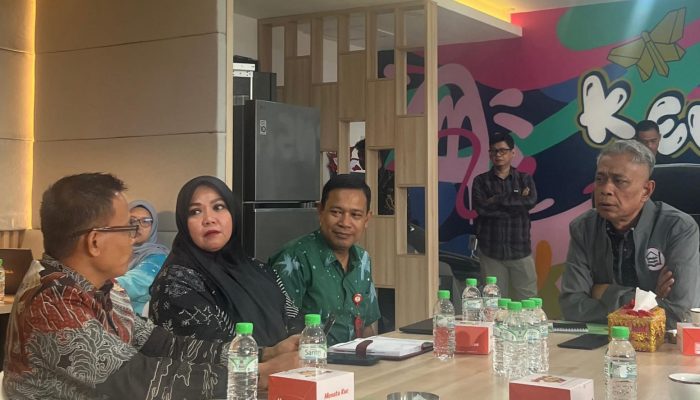 Selain Perjuangkan PBI JK, Bupati Polman Usulkan Kampung Siaga Bencana dan Bantuan KAT ke Kemensos RI