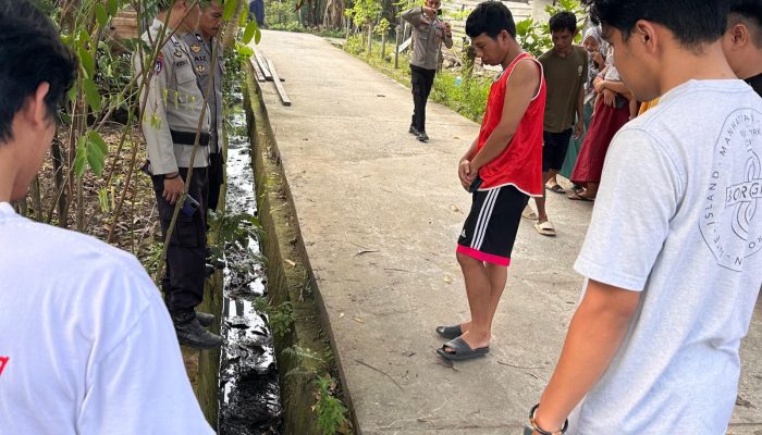 Bayi Baru Lahir Ditemukan di Selokan Belakang Masjid Aksa Polewali, Polisi Lakukan Penyelidikan