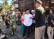 Bupati Polman Serahkan Bantuan ke Korban Kebakaran di Matakali