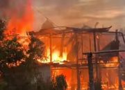 Ditinggal Pemilik, Satu Rumah di Nepo Hangus Terbakar Diduga Akibat Korsleting Listrik