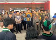 Dengar Aspirasi Mahasiswa, Bupati Polman Temui Massa Aksi Semarak 