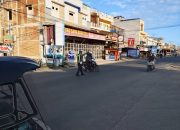 Satlantas Polres Polman Rutin Atur Lalu Lintas dan Bantu Penyeberangan Warga