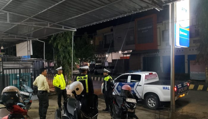 Cegah Balap Liar, Satlantas Polman Rutin Gelar Blue Light Patrol di Titik Rawan