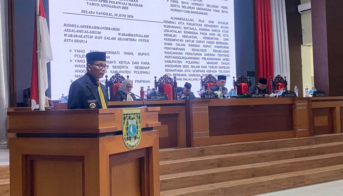 Paparkan Laporan APBD 2025, Bupati Polman Ungkap PAD Lampaui Target