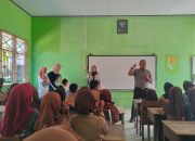 Ruang Inspirasi 4.0, Sat Binmas Polres Polman Motivasi Pelajar Pulau Battoa Jadi Abdi Negara