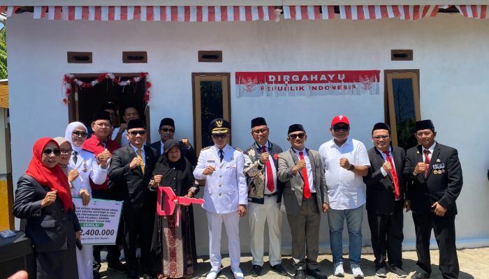 Bupati Polman Resmikan Bedah Rumah BERSEDEKA, Berkah Ibu Nahni di Hari Kemerdekaan