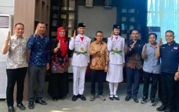 Harumkan Nama Daerah, Bupati Polman Terima Dua Paskibraka Pusat 2026