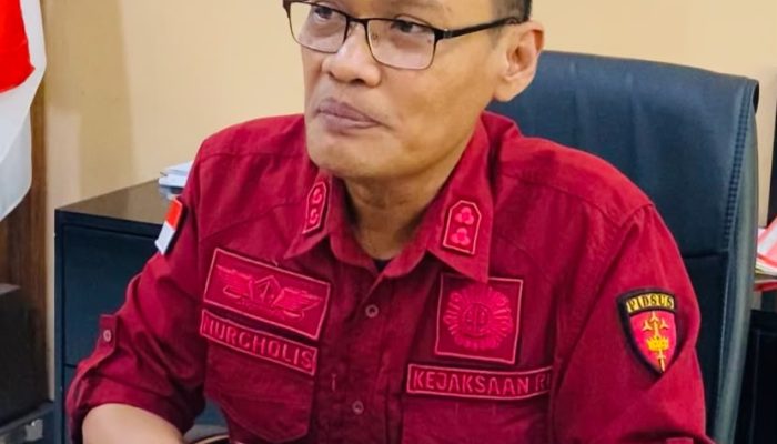 Kejari Polman Terima Tahap II Kasus Oli, Tersangka Segera Disidangkan