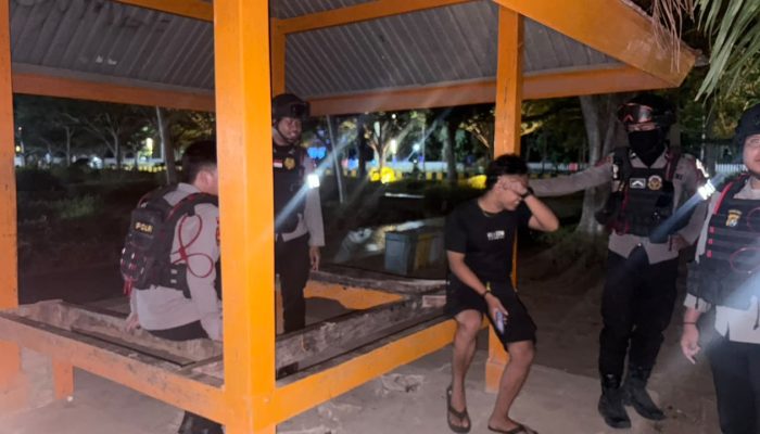 Patroli Malam, Sat Samapta Polres Polman Sisir Sejumlah Titik Rawan