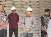 Antisipasi Dampak Kemarau, Bupati Polman Pastikan Stok Beras Aman