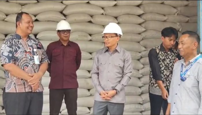 Antisipasi Dampak Kemarau, Bupati Polman Pastikan Stok Beras Aman