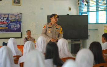 Kapolres Polman Edukasi Pelajar Lewat Program POLIDIK